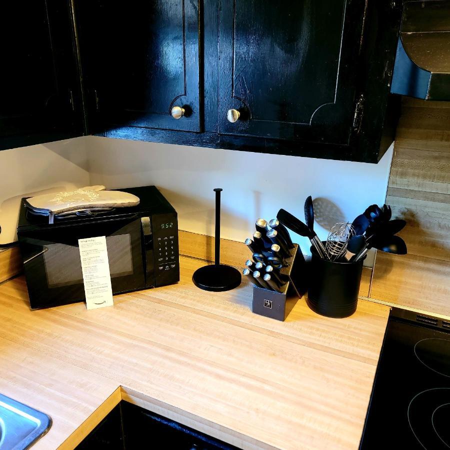 Hi-Tek-Duplex A-Two 75In 4K Led Villa Charleston Dış mekan fotoğraf